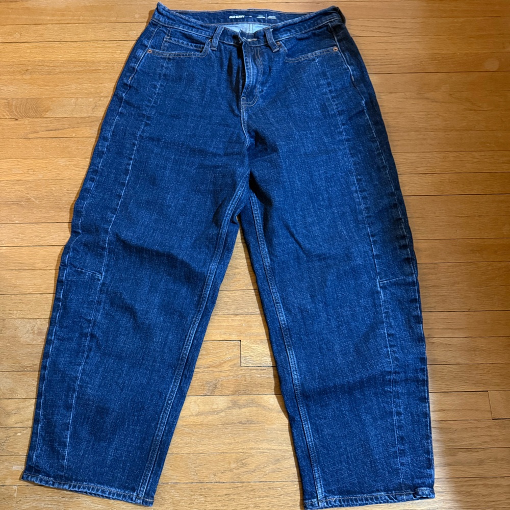 Old Navy barrel leg Jean, W10